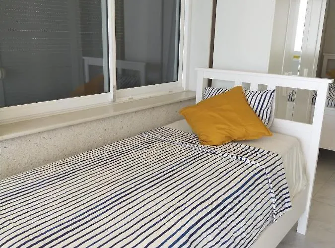 Apartamento Florazar 3 *